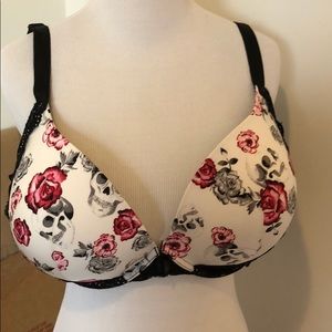 Torrid 40 DDD skull bra